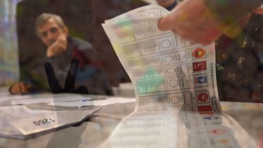 Kürt Siyasetçilerin Aymazlıklarına Kim Dur Diyecek?