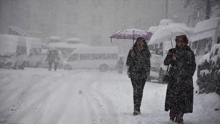 Hakkari'de okullar 1 gün tatil edildi