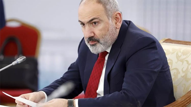 Paşinyan: Sınır köylerinde uzlaşmazsak Bakü savaş başlatacak